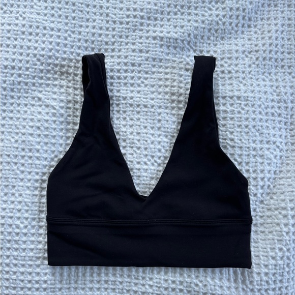 lululemon athletica Black Align V-Neck Sports Bra - Picture 2 of 4